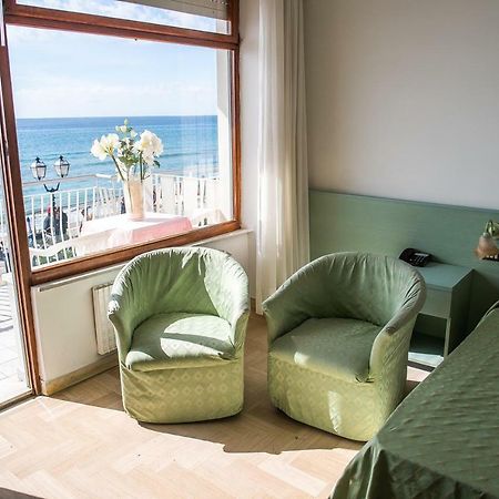 Hotel West End Alassio Eksteriør bilde