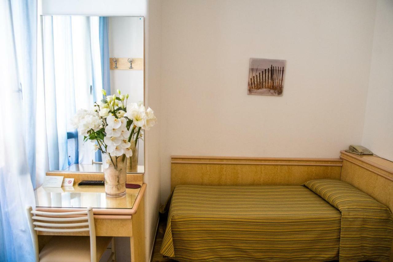 Hotel West End Alassio Eksteriør bilde