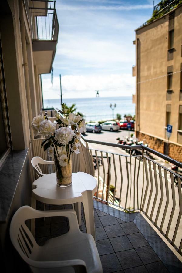 Hotel West End Alassio Eksteriør bilde
