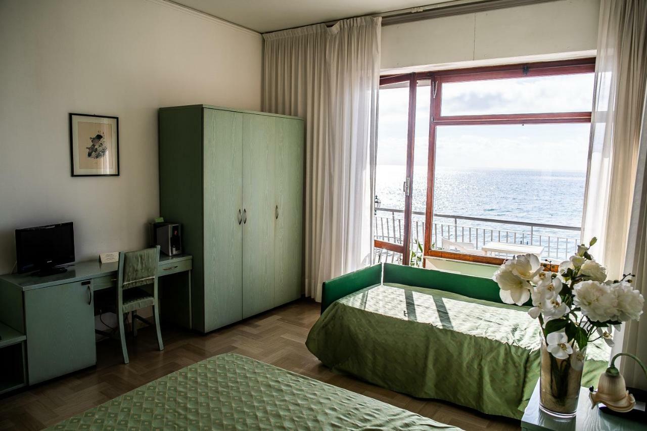 Hotel West End Alassio Eksteriør bilde
