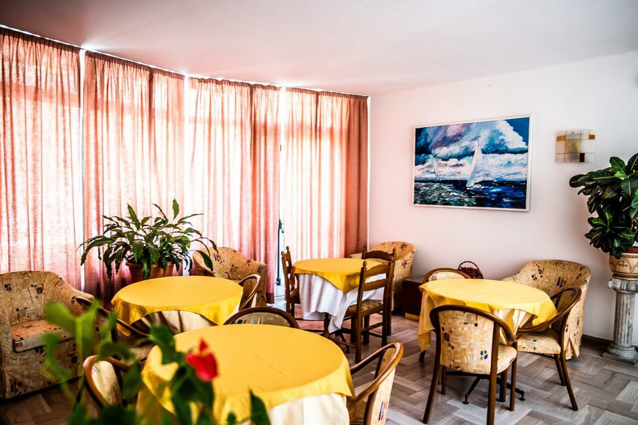 Hotel West End Alassio Eksteriør bilde